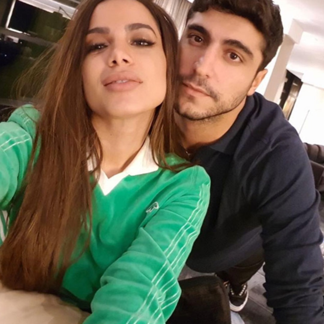 Anitta abre o jogo sobre casamento com Thiago Magalhães em entrevista